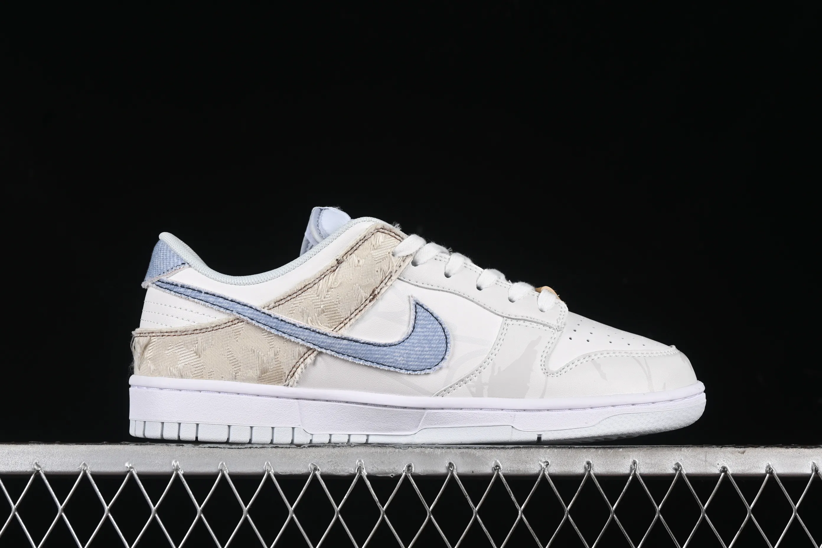 All Categories Nk SB Dunk Series Nk SB Dunk Low Low-top sneakers Nk Dunk Low Retro Panda Prank Lead the Dream Lover Special Gift Box Low-top casual sneakers HF0730-160